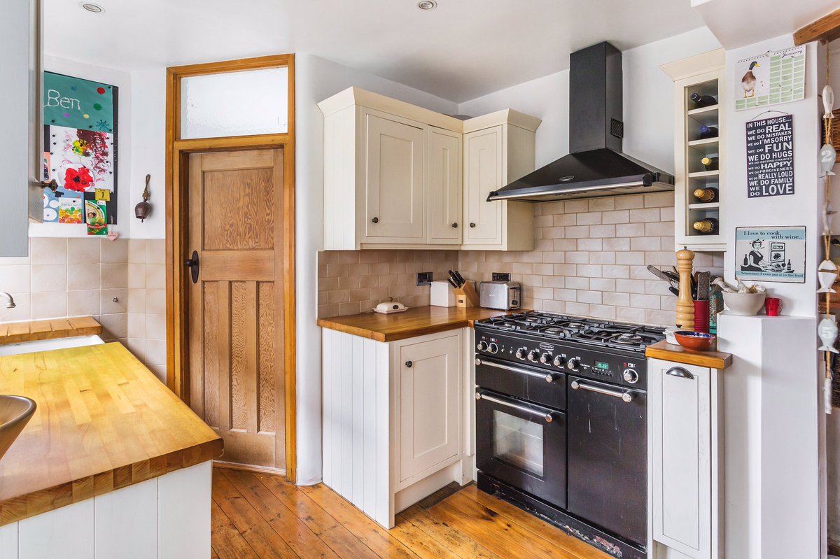 Surrey Estates tweet media