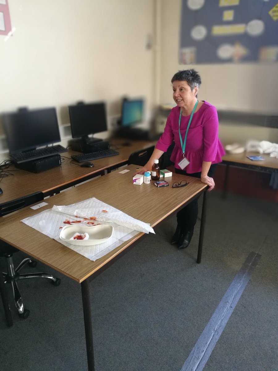 LysisToKill_NRC's tweet photo. The fabulous Kate Pegram demonstrating the correct disposal of hazardous material this.morning to #level2 #healthandsocialcare @NRCCollege 

#handsonlearning #formativeassessement #outstanding #gofurthergohigher https://t.co/wE049MGBY9