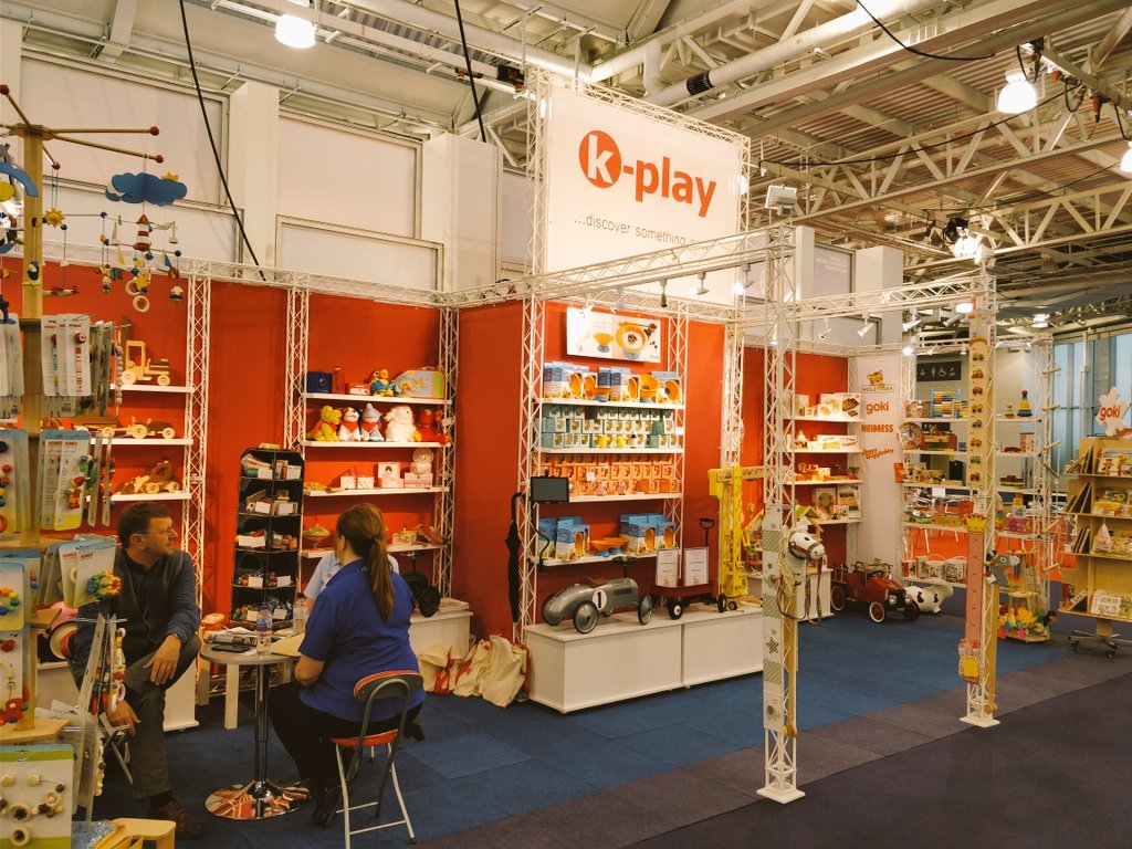 Goki_uk's tweet photo. We're back for another day at #Toyfair2018! Come say hello on stand 420 #toyfair https://t.co/wyIgqChgiU