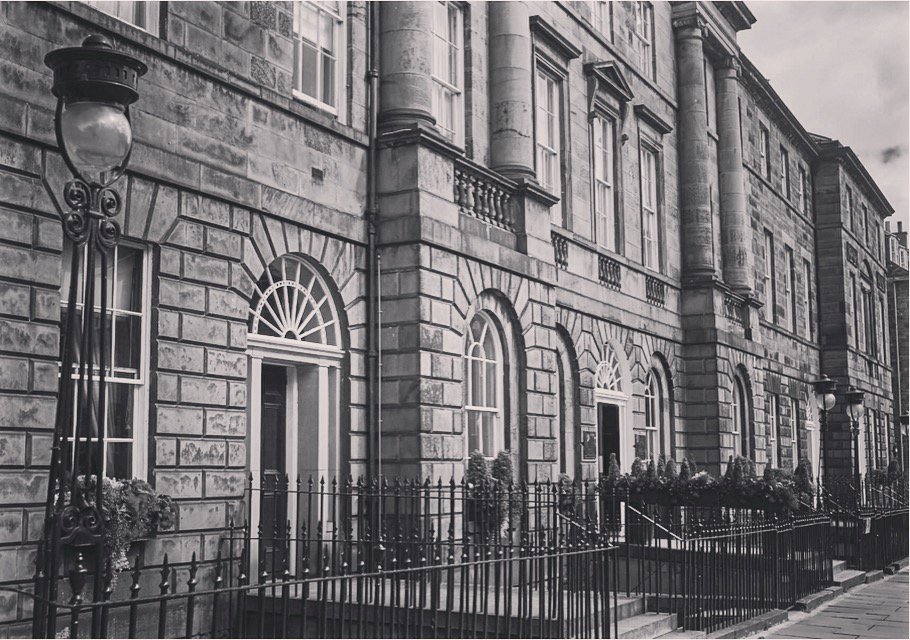 Ready for a new #fitness challenge this year? Could you develop your career in the #gym? Join our new Leisure Club/Spa @PrincipalEdinCS as our Fitness Instructor ow.ly/6bXu30hY5HD #Edinburgh #Jobs for #LocalGreats