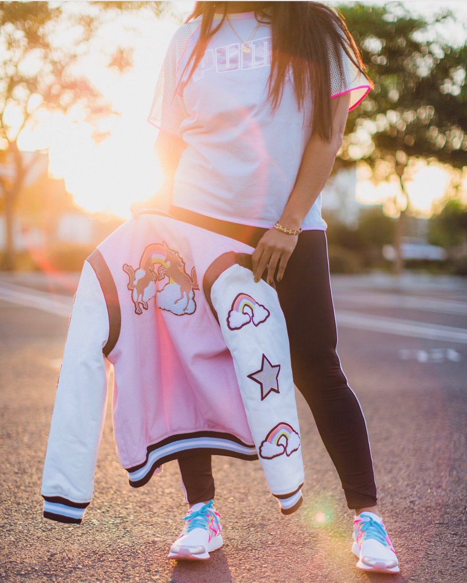 SOPHIAWEBSTER's tweet photo. 💕🏃♀️We’re still running on through January, are you keeping up in #PumaXSophiaWebster? 🌈👊 Rg #madamesmith 📸 #SophiaWebster #Puma @PUMA https://t.co/pPkdo0w26P