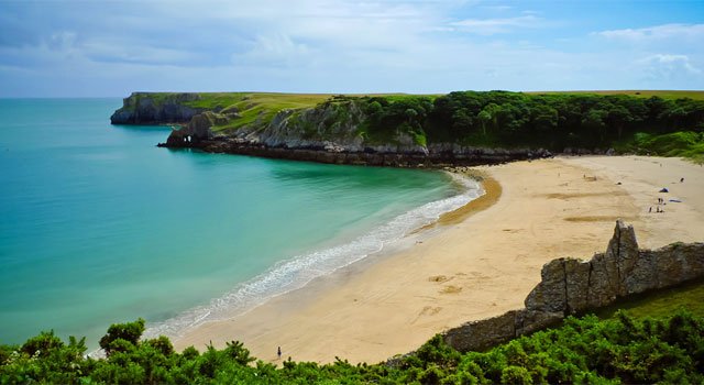 Book with pembrokeshirenetlet.co.uk and explore our stunning coastline. Barafundle Bay is voted one of the world's best beaches.