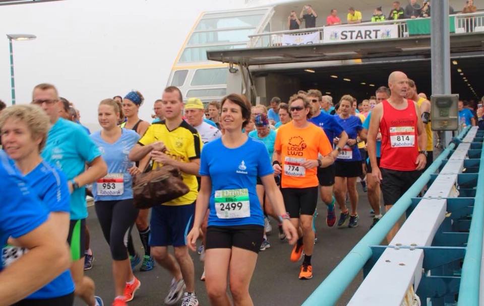 VVVTexel's tweet photo. 1 februari om 0:00 uur kan je je weer inschrijven voor de #Texel Halve #Marathon! Wees er snel bij, want vorig jaar waren de #startbewijzen voor de #bootstart binnen vier minuten vergeven! https://t.co/GFaZY5K3Aq Foto: Fup Boon https://t.co/vWYjGiyrWw