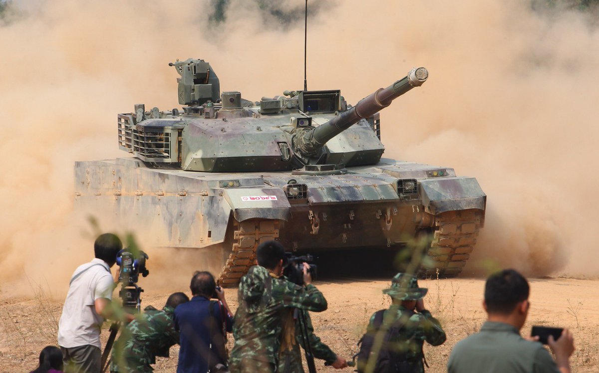 SPRiNGNEWS_TH's tweet image. ประมวลภาพ ซ้อมเสมือนจริงโชว์สมรรถนะรถถัง VT-4 springnews.co.th/th/2018/01/186…  #ข่าวจริง #สปริงนิวส์ #Springnew