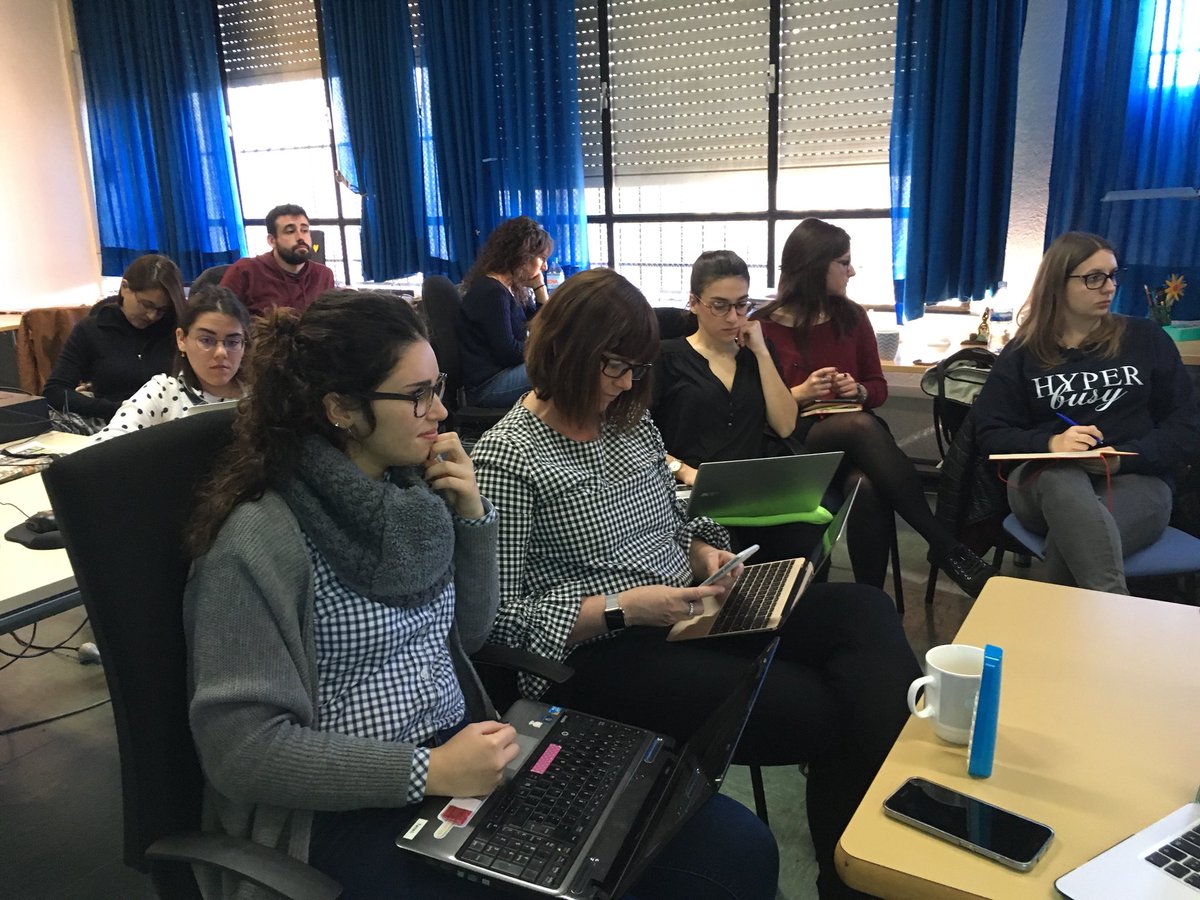 Merce_G's tweet photo. Avui #stimul@te sobre #learninganalytics a càrrec de @Ramon_Marti_KY #UPCnet @argeturv https://t.co/TGchLGEwjh