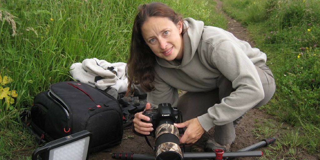 We've created a Facebook community called ‘Humans of the Levels’, which gives a glimpse into the lives of the people who live on, work or visit the #SomersetLevels. We are looking for stories - can we share yours? Find out more here: ow.ly/ICAd30hWSn9   @vikspics