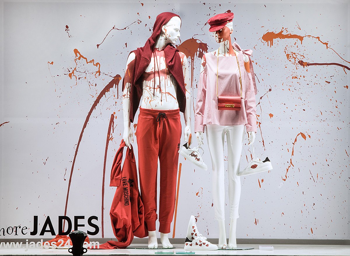 Virtumannequins's tweet photo. A SPLASH OF COLOR @JadesFashion
Store : ...more JADES / Düsseldorf
Concept/Realisation: Sayonara Visual Concepts & Jadies... !
Mannequins: GENESIS MANNEQUINS – 20/Twenty
Colors: Farrow&Ball
Photos: Uschi Fellner
https://t.co/JlaTeiqk4F
#mannequins #visualmerchandizing #vm https://t.co/afsqOmu3ut