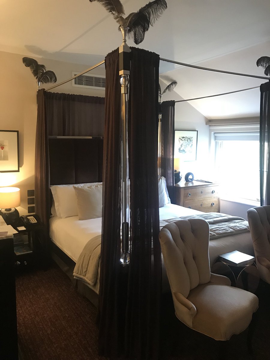 ChrisHodgsonc3's tweet image. Roughing it on the road yet again #notstopped😉