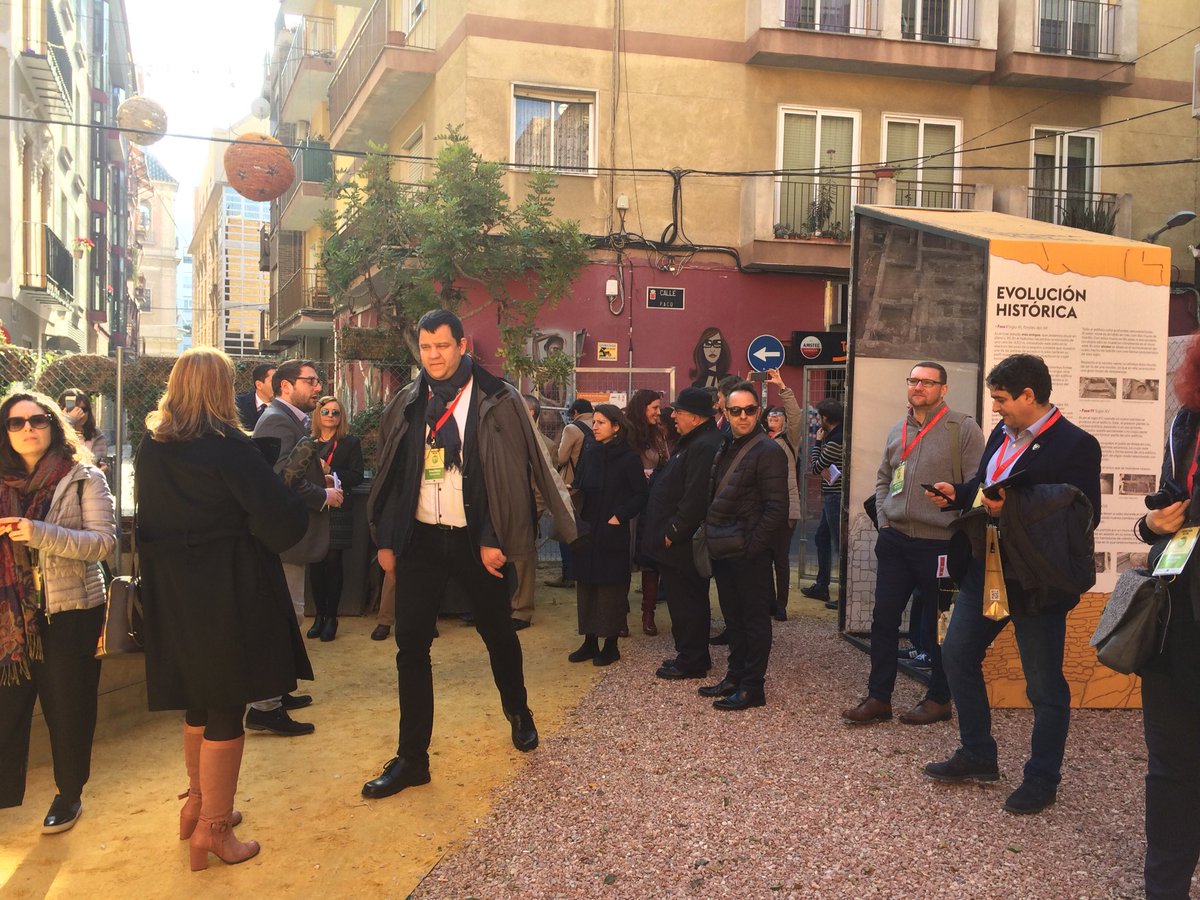 InteractiveCit's tweet photo. Guided tour to the revitalized neighborhood of #SantaEulalia #adnmurcia #interactivemurcia 🔆@ADN_Murcia @interactive_ge @CoStoParis @Simonedantonio @URBACT @URBACT_ES @Urbact_IT @GenovaEventi @hndzmercedes @visitalbaiulia https://t.co/2PukMiPzEf