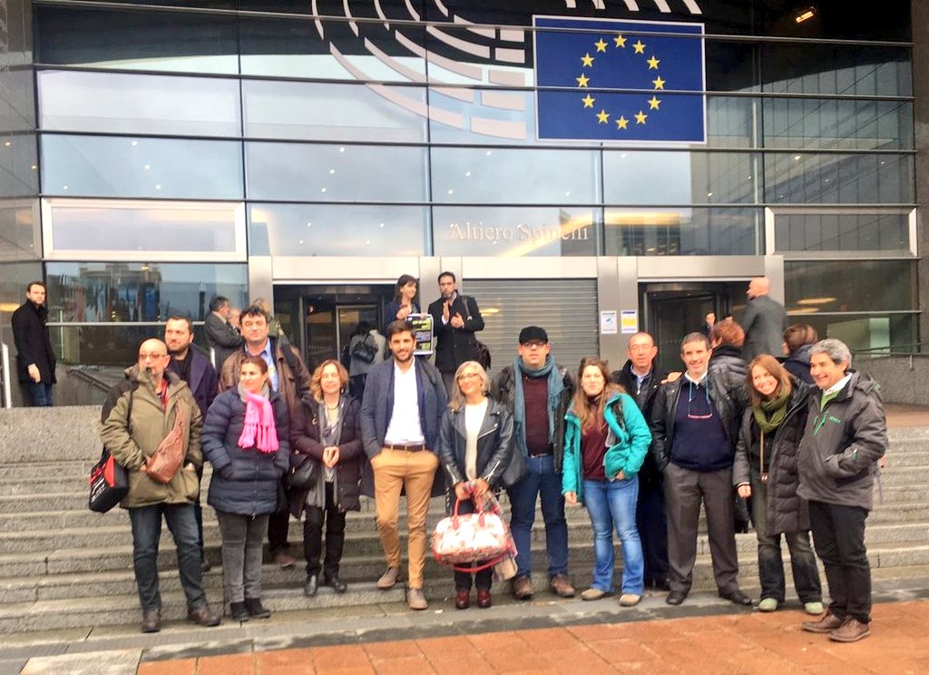 UniondeUniones's tweet photo. Hoy estamos en el Parlamento Europeo para hablar con la Comisión Europea y los Europarlamentarios sobre el reglamento Ómnibus y la PAC https://t.co/Kd1zeN64T1