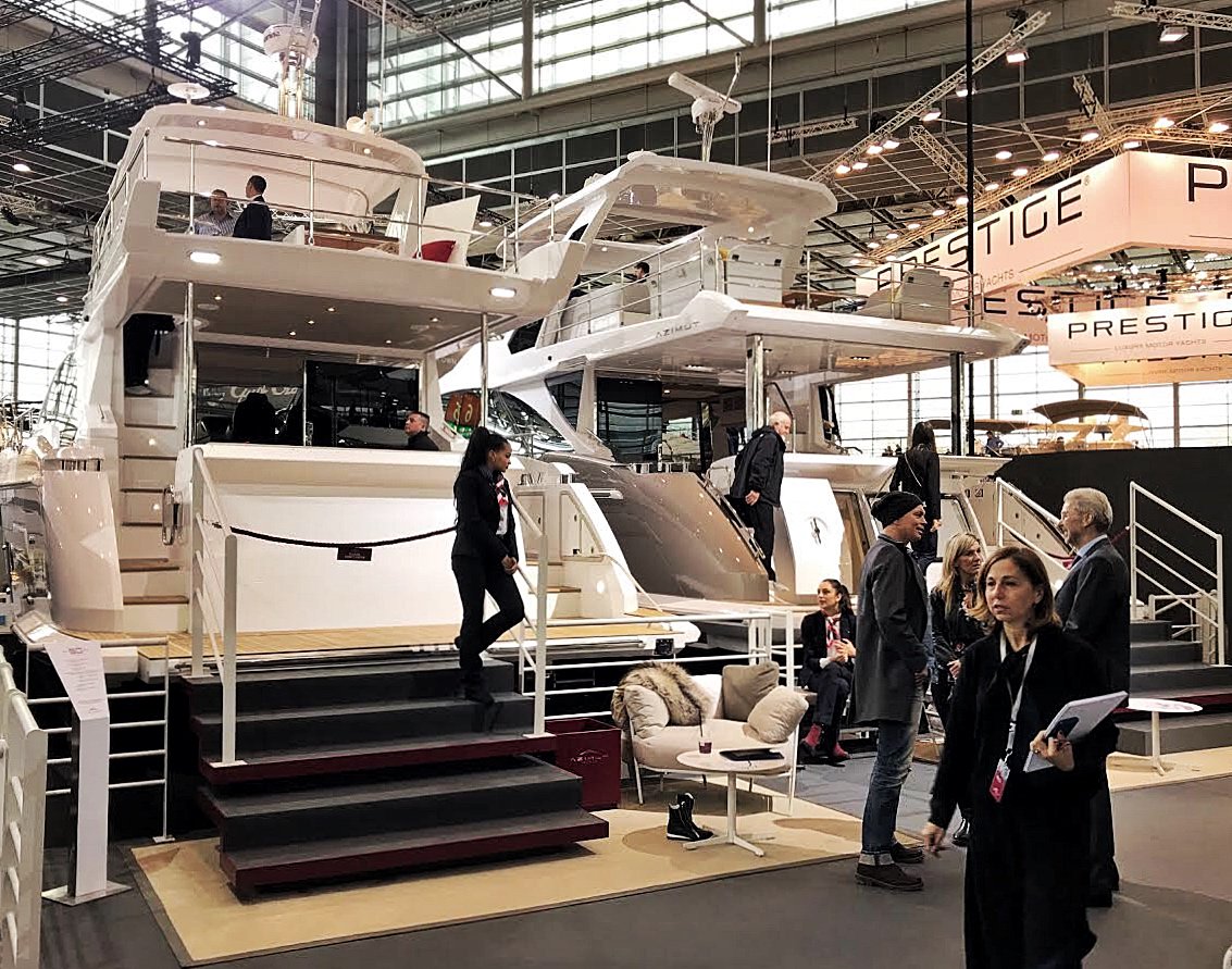 NauticaItaPress's tweet photo. @azimutbenetti at @nonstopboot 2018.
@Azimut_Yachts 
#benettiazimut #nauticaitaliana #member #bootdüsseldorf #boot2018 #madeinitaly https://t.co/ctNx8EYi4q