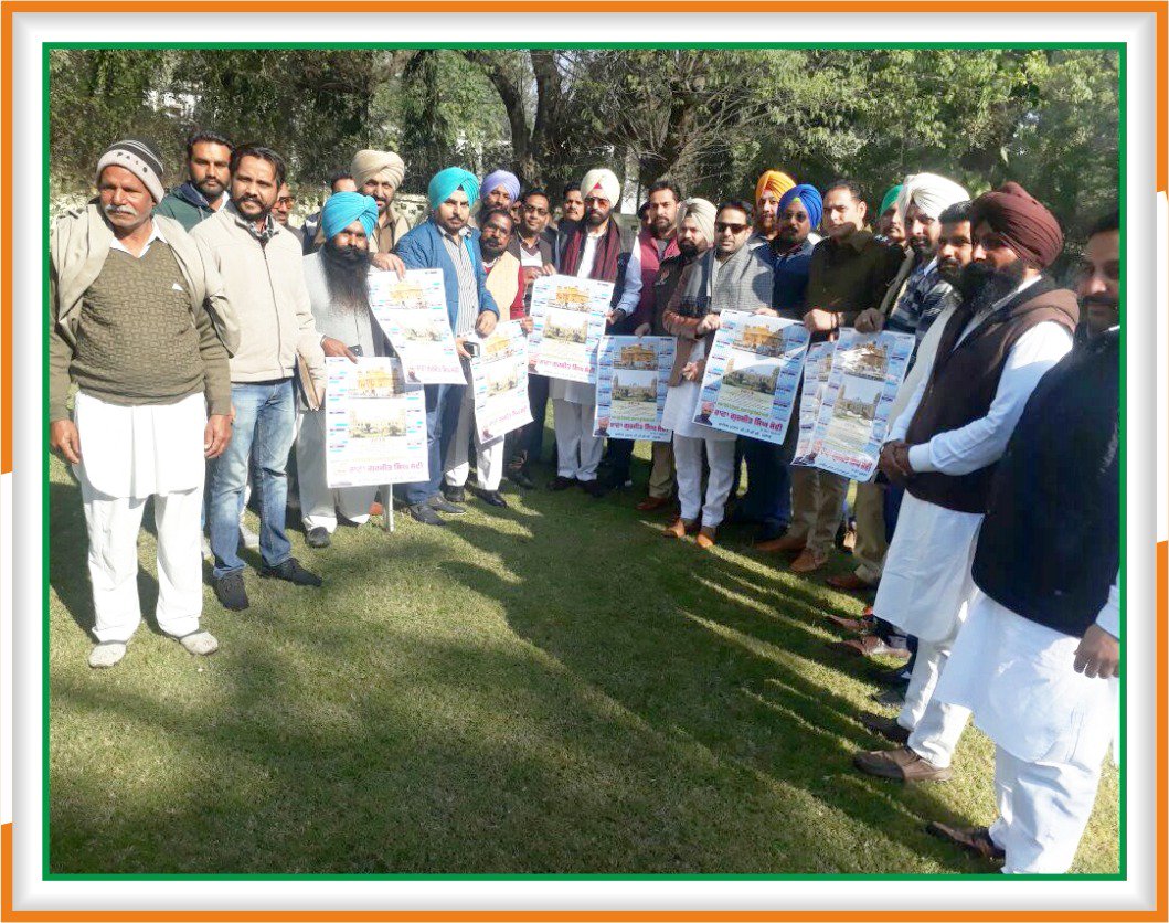 iranasodhi's tweet photo. We launched the Calender 2018 at Ferozpur.
#RanaGurmitSinghSodhi #Calender2018 #Congress #PeoplesMan #Ferozpur #Punjab https://t.co/OW2ZAz9Q5H