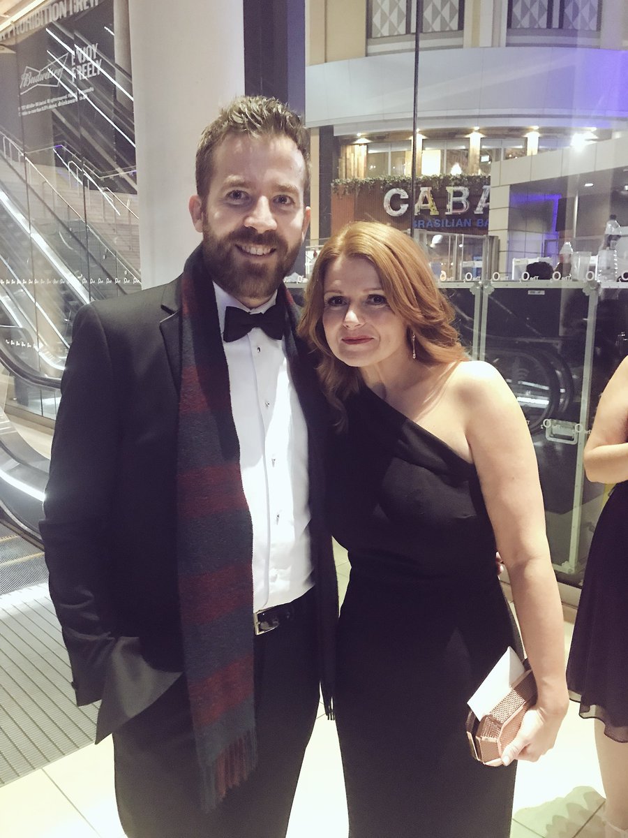 Highlight of the #NTAs for me was getting a pic with the ledge <a href="/Sianygibby/">Sian Gibson</a>! #Dogging #CarShare #FanGirl