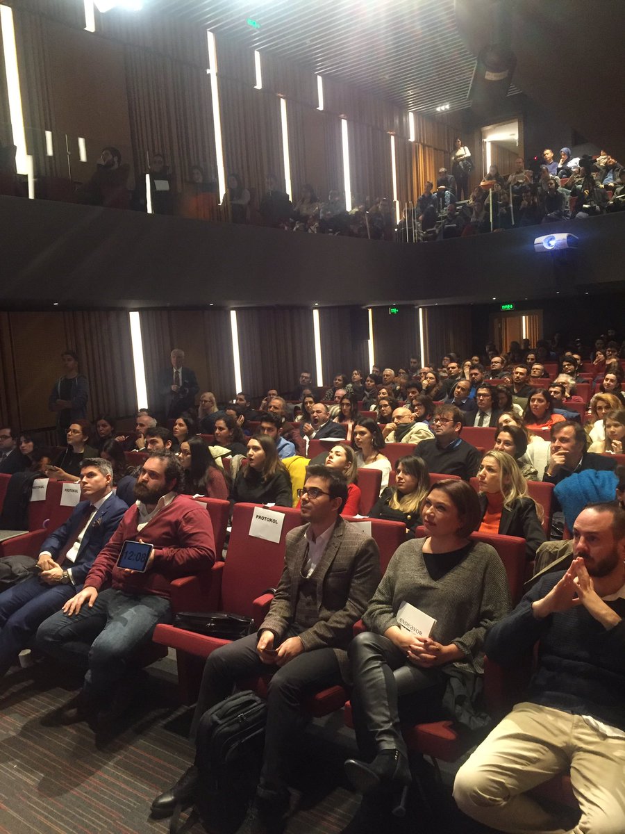 Fintech ve hukuk etkinliğimiz başladı. <a href="/istbarosu/">İstanbul Barosu</a>