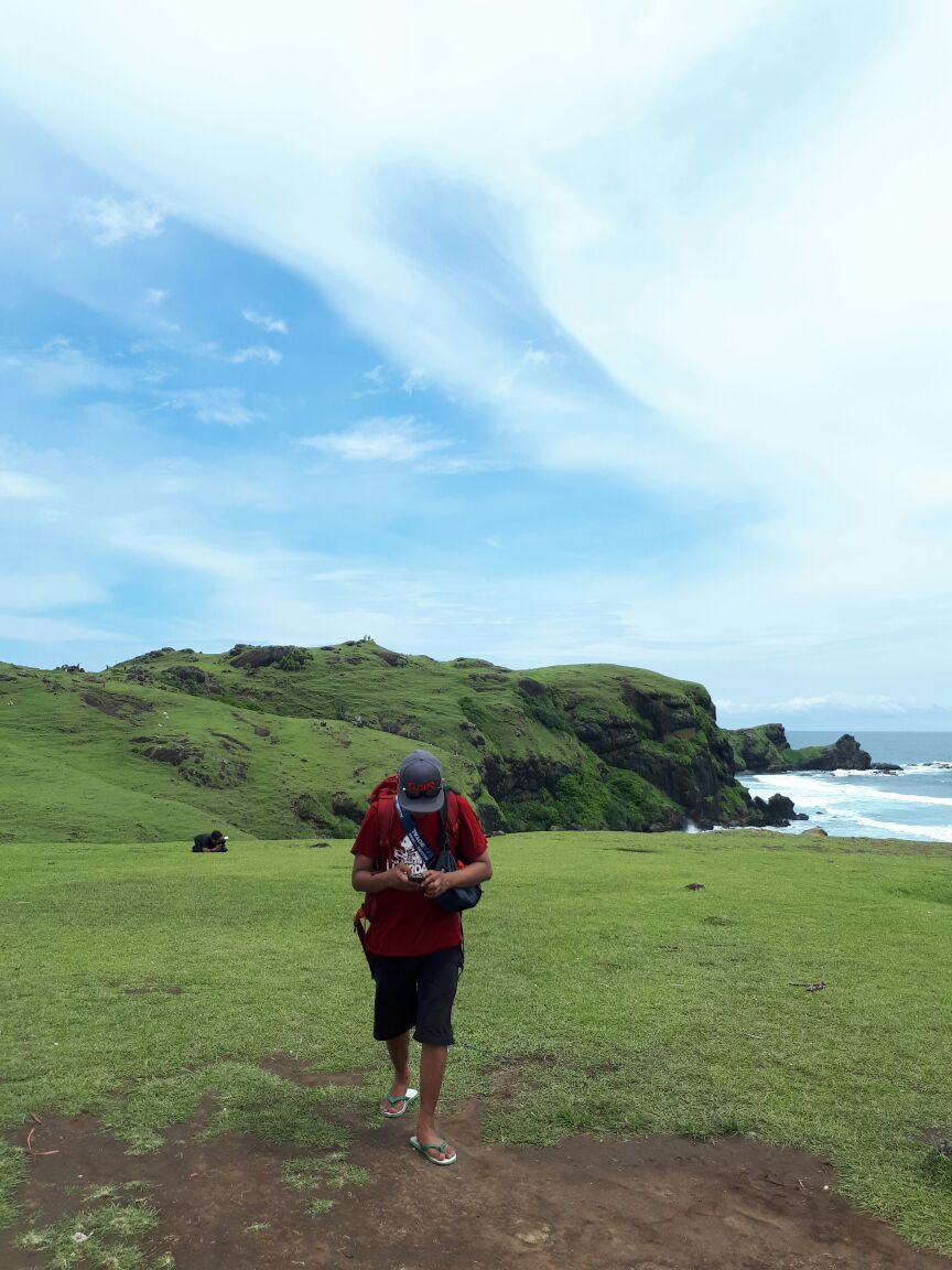 Adigocengs's tweet photo. Mari liburan ke LOMBOK
Poto by adi
Lokasi bukit merese kute LOMBOK https://t.co/TJa608UquG