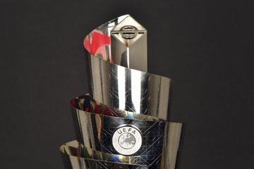 Resmi Twitter'da görüntüle