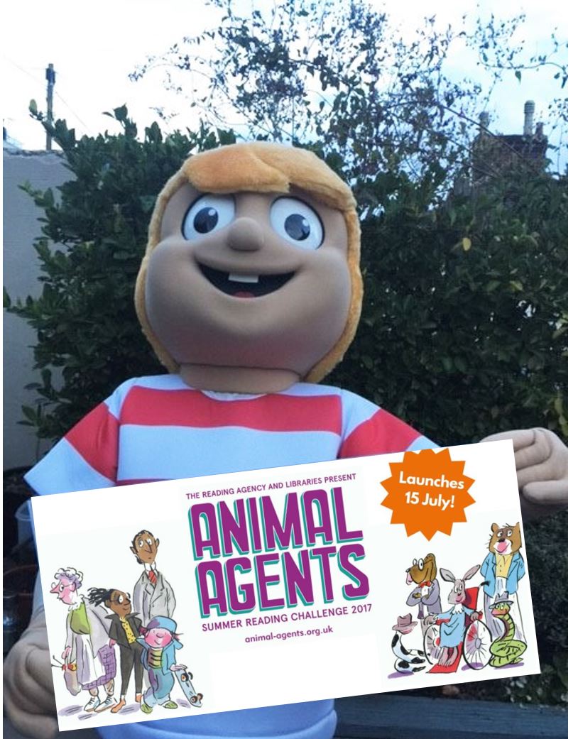 cateredplymouth's tweet photo. Ed asked his mum to take him to his local @plymlibraries & there Ed met the lady that had been at his school. He told her about his idea & here we are, a recipe book Now everyone can enjoy Edโs super fantastic school meals from @cateredplymouth! 2/2 @plymouthcc @ace_national https://t.co/zD1ykhRXhf