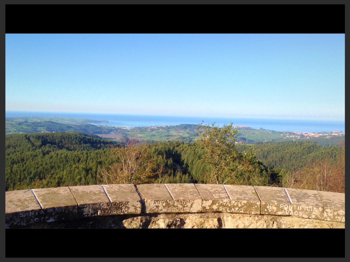 En lugar de mirador, habría que denominarlo "disfrutador" #SanEsteban #CantabriaOccidental