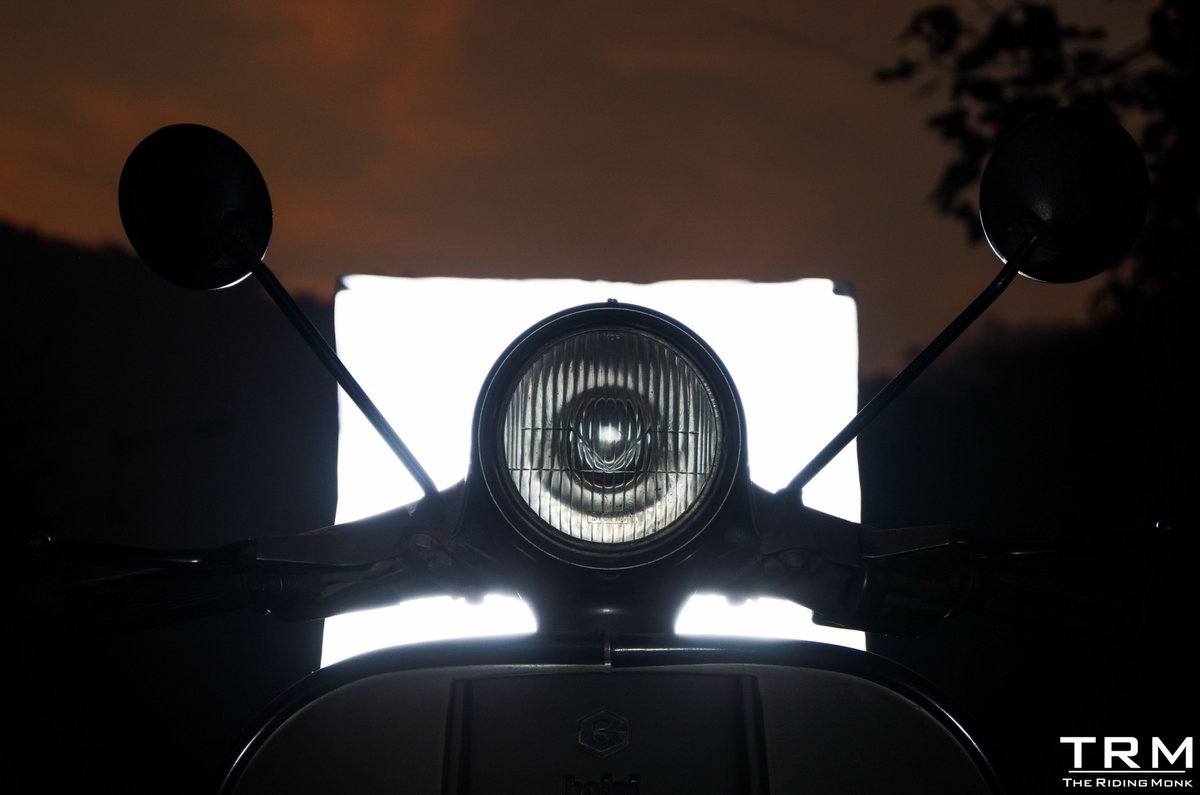 theridingmonk's tweet photo. Gearing Up #longhaul #bajaj #chetak #scooter #2stroke #strobe #lighting #wanderlust #adventure #motorcycle #ride #riding #mtmgrid #moto #travel #travelphotography #roadtrip #streetphotography #documentaryphotography #nikon @NikonUSA @TamronUSA #mumbai #india https://t.co/tGAw1Fv0b5