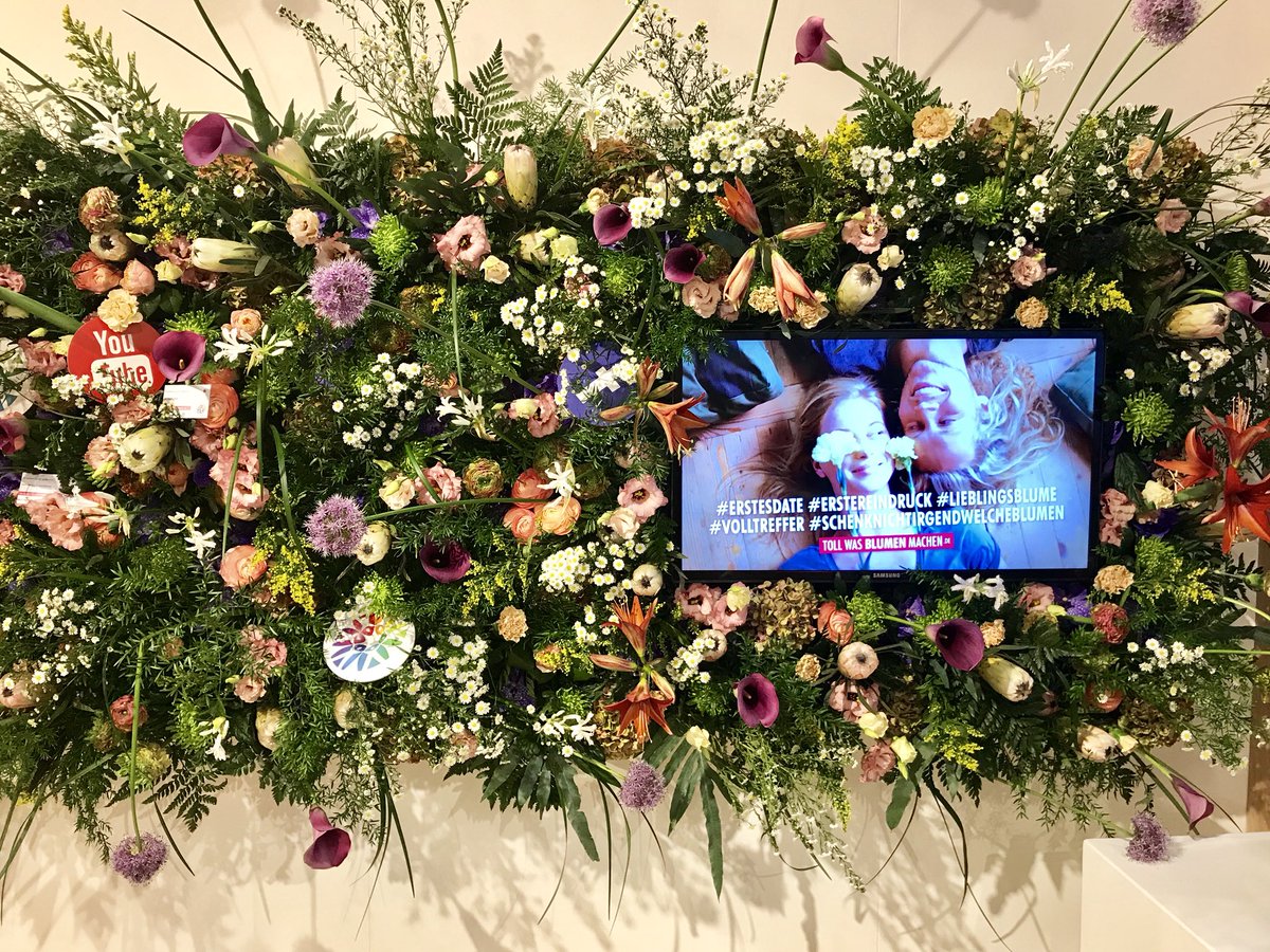 bloemenbureau's tweet photo. Dutch Flower Group laat op #IPMEssen goed zien hoe onze campagnes aansluiten bij de sierteelt #groeiplatformen #stand1D12 https://t.co/b5y1svAh4F