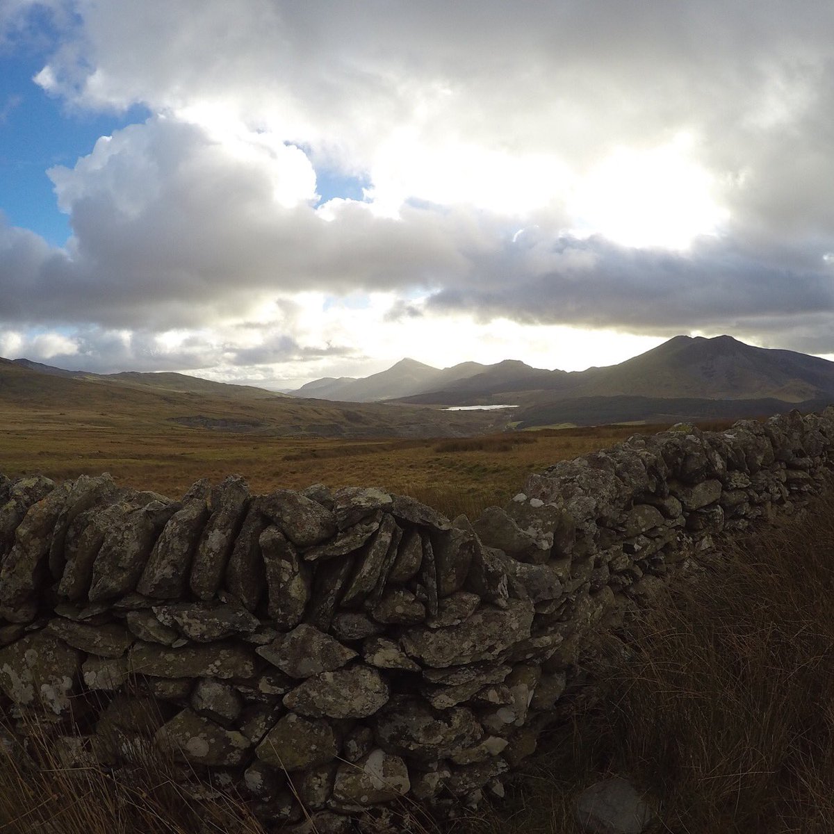 OccLookingDown's tweet photo. My happy place. 
Fresh air, exercise, sense of achievement, a chance to hear nothing but silence and clear the #mind, views rarely seen of barely touched spaces, nature at its finest, alone or quality time. 
#getoutdoors #outdooradventures #outdoorpursuits #walkingforcharity https://t.co/QfPsSWc6kj