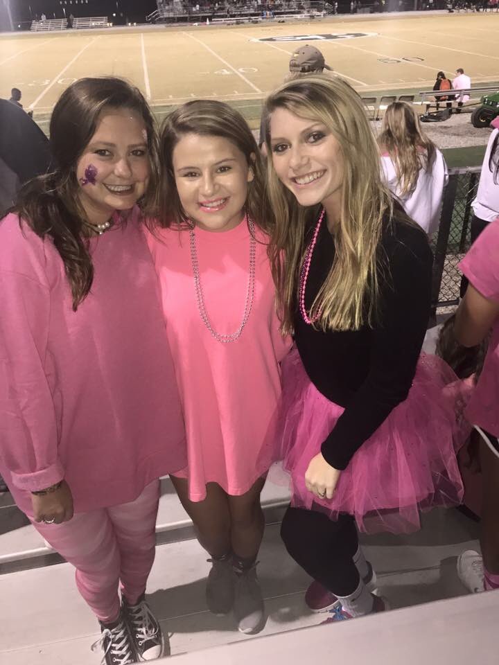 marissaaleannn's tweet photo. happy bday carobaby!!!! thankful for u💘💘🔞 https://t.co/xUKvPEDsTD