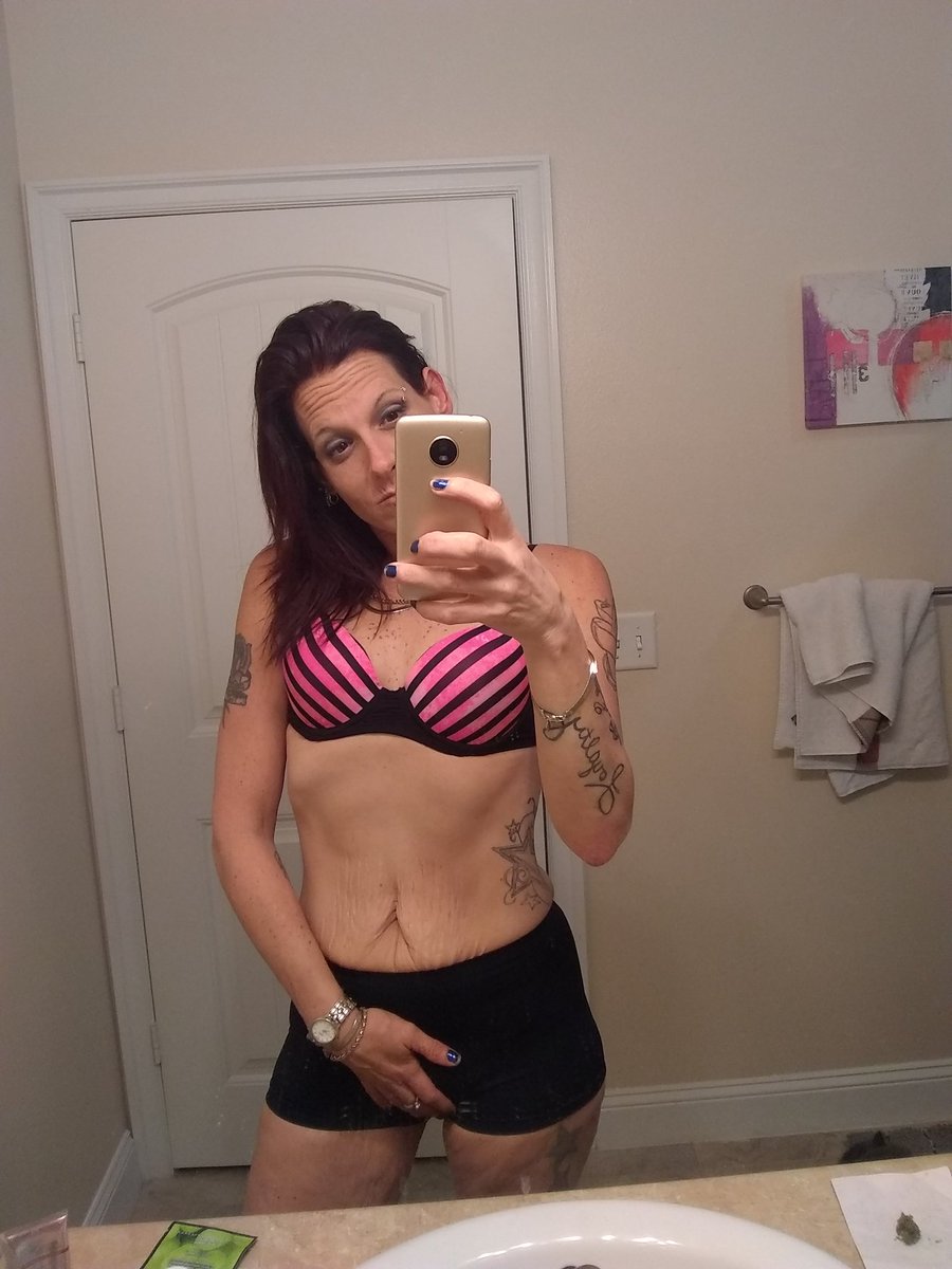 Sexybrowneyez79's tweet photo. #ISITFRIDAYYET #DETEEMINED
#WORKINGTWOJOBS $$$ πππππ https://t.co/p2RoT2YYW4