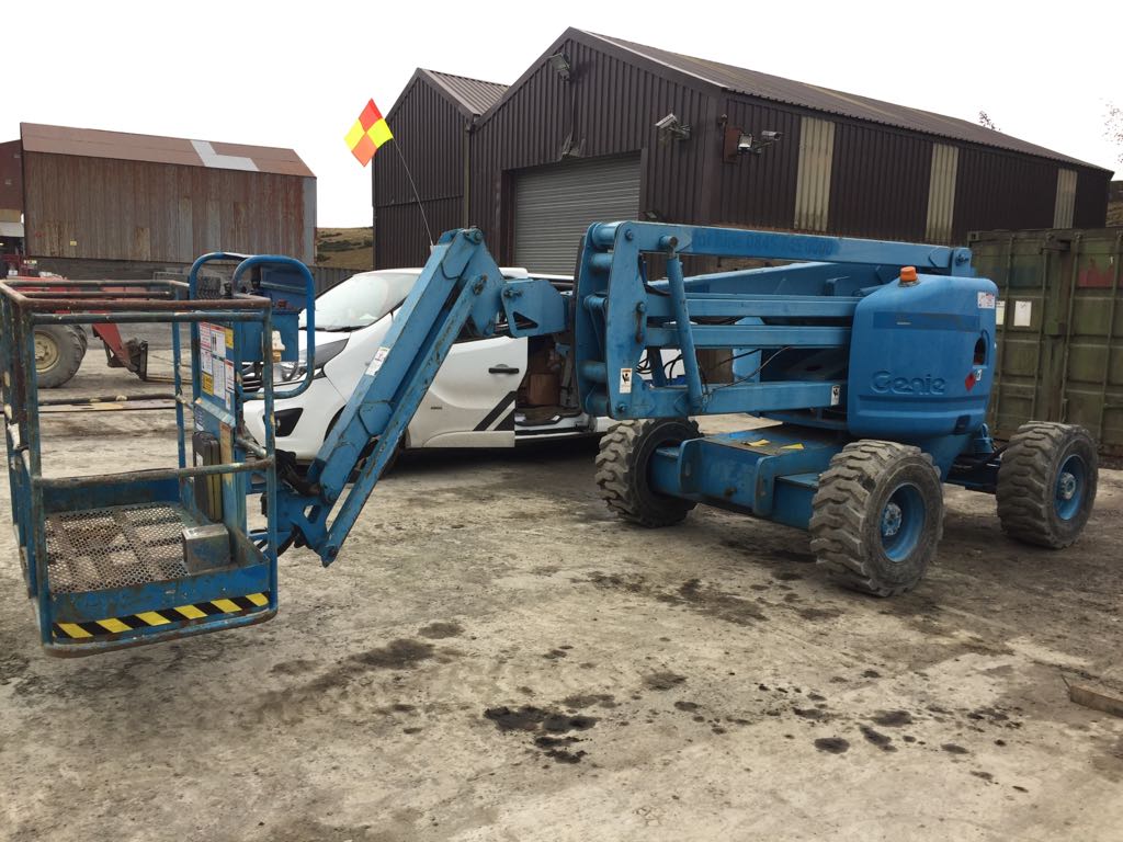 PSRGenieUK's tweet photo. Steve was carrying out repairs on a Z45 @CEMEX at Garth Quarry, #BishopAuckland last month #z45 #genielift #poweredaccess #accessplatform https://t.co/GYipWWDwpH
