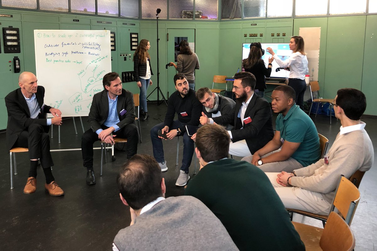 Unispital_USZ's tweet photo. Einladung von McKinsey am vergangenen Samstag an das USZ-Innovationsteam und Prof. Hugo Sax am #PreDavos der #GlobalShapers zu einer #Breakout-Session. Thema des Austauschs: Was sind die technologischen Herausforderungen im #Gesundheitswesen? Infos: https://t.co/IZmQmMqwEI https://t.co/iVzmk4g6OJ
