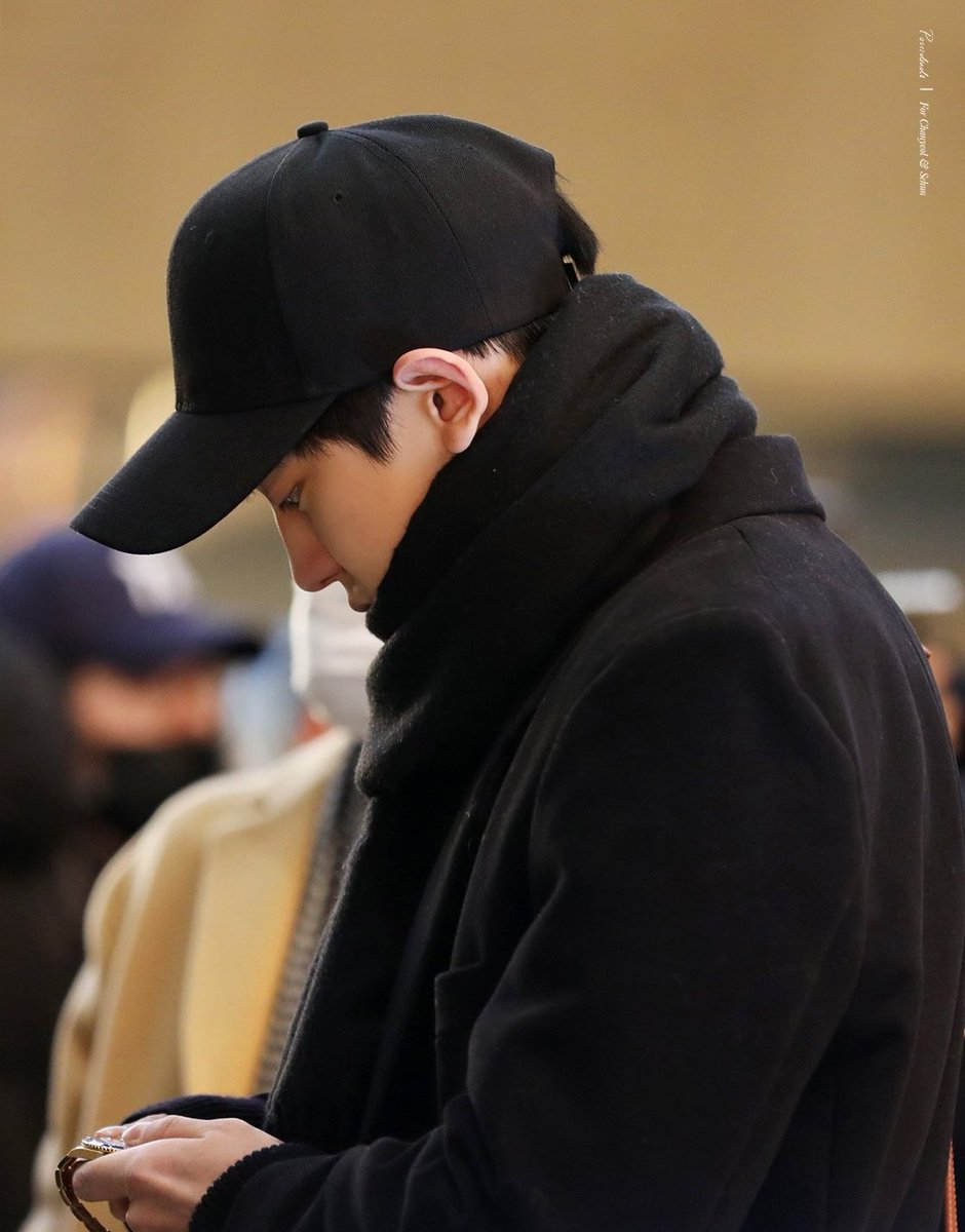 EXO_VISUALS's tweet photo. “time
will tell...

...how much
i love you.”

#EXOLPromptDay #ChanSoo https://t.co/tbsHkGcJrx