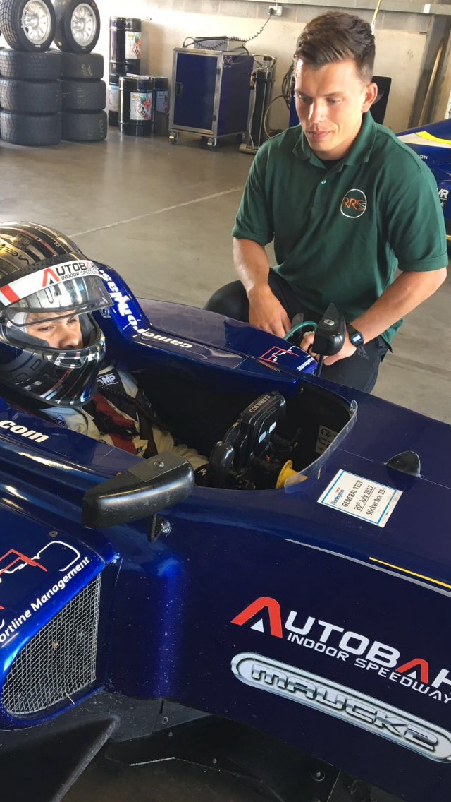 RRaceSupport's tweet photo. After a busy 2017 for the RRS team offering fitness, nutrition, massage and psychological support for drivers across the world it all begins again this weekend 🛫 https://t.co/PVZ5GK0XpM