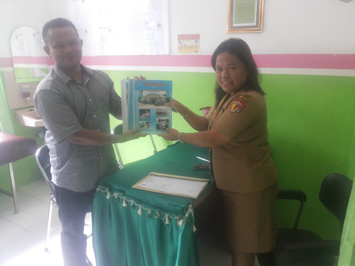 Penyerahan Buletin GSC Kelurahan kepada Camat  dan Lurah Se-Kec.Atambua Barat dan Kepala Puskesmas Umanen <a href="/kmngenerasi/">GenerasiSehatCerdas</a> <a href="/EkoSandjojo/">Eko P. Sandjojo</a>
