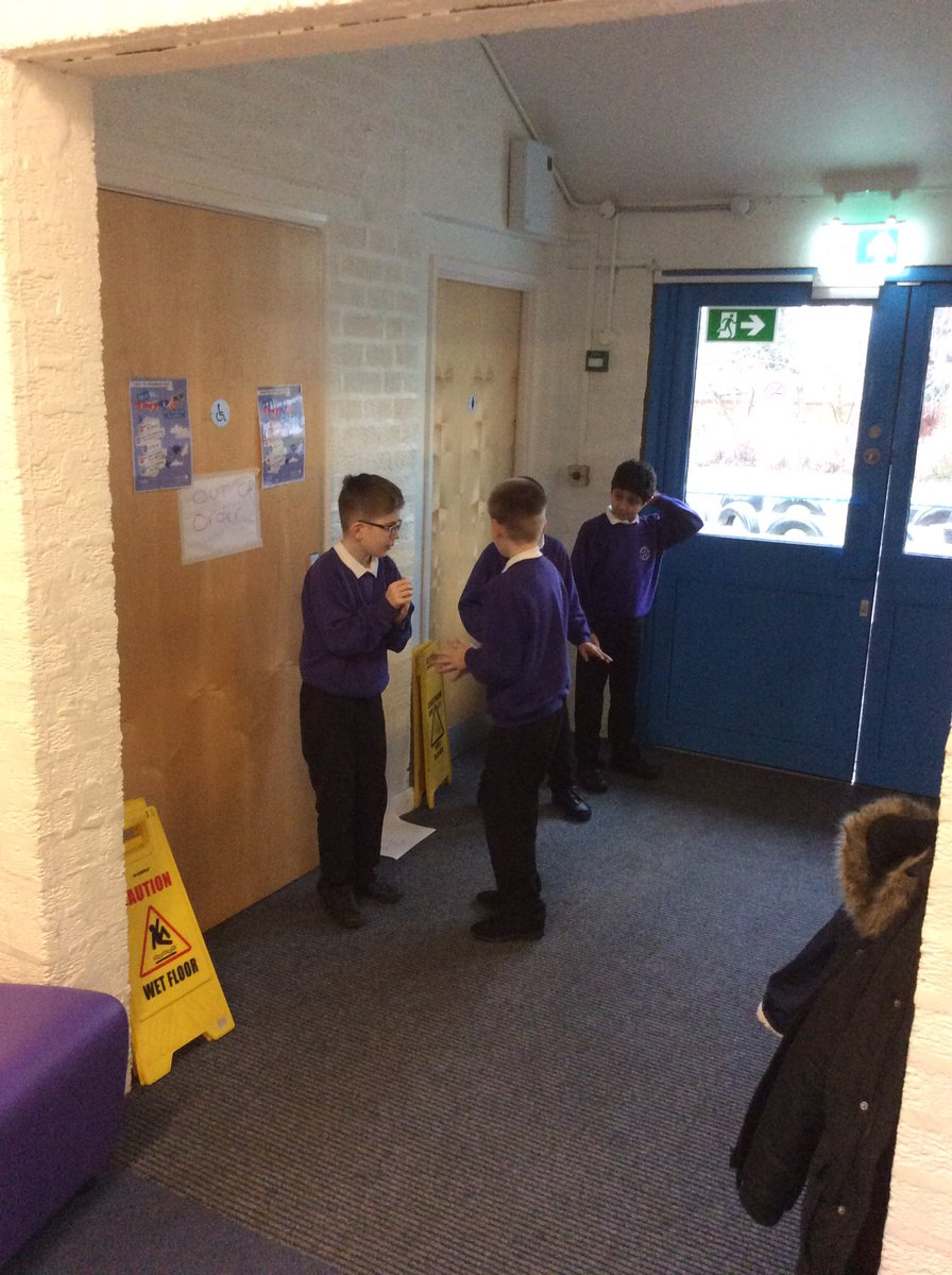 BPrimary's tweet photo. Using drama to help us write cohesive stories in Year 6! #year6 #inspirecreateachieve https://t.co/DjY3PpBjFa