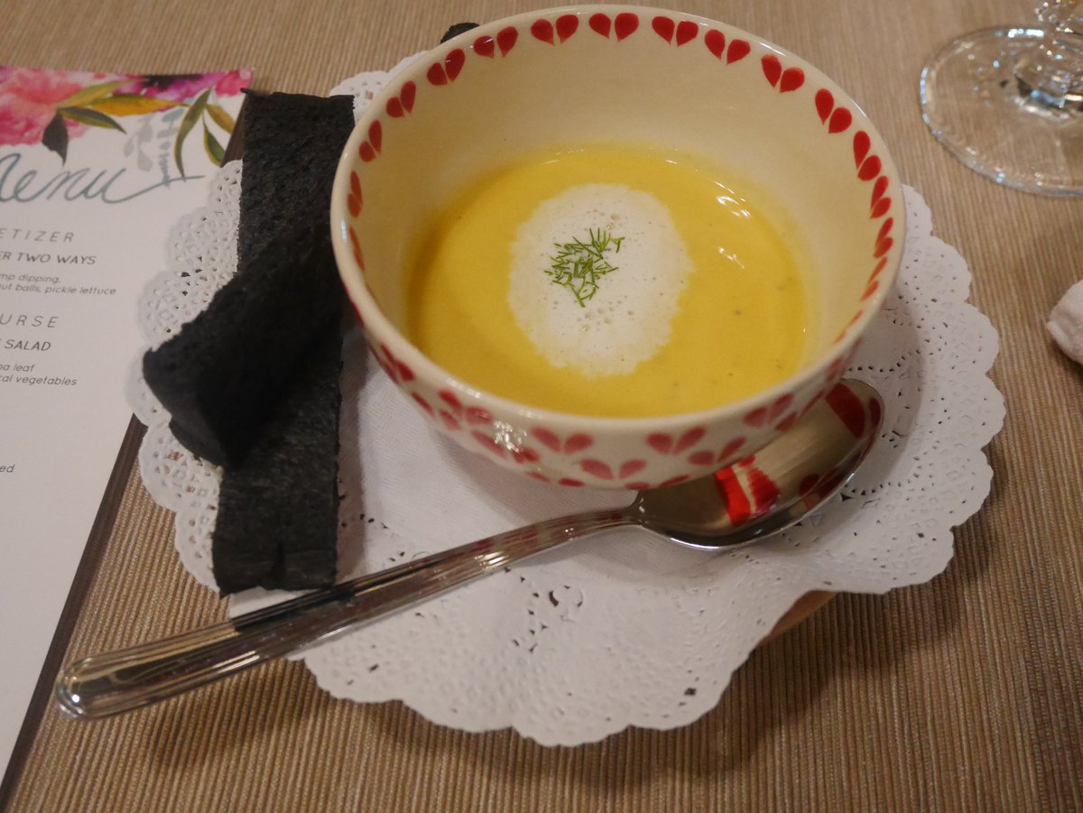 Poysian_jj's tweet photo. อร่อยทุกจาน สวยทุกจาน ถ่ายรูปได้ทุกจาน สมกับเป็น #พลอยจัดจาน #ploycheftable #ploymasterchef #masterchefthailand https://t.co/VqoGHUW0Sz