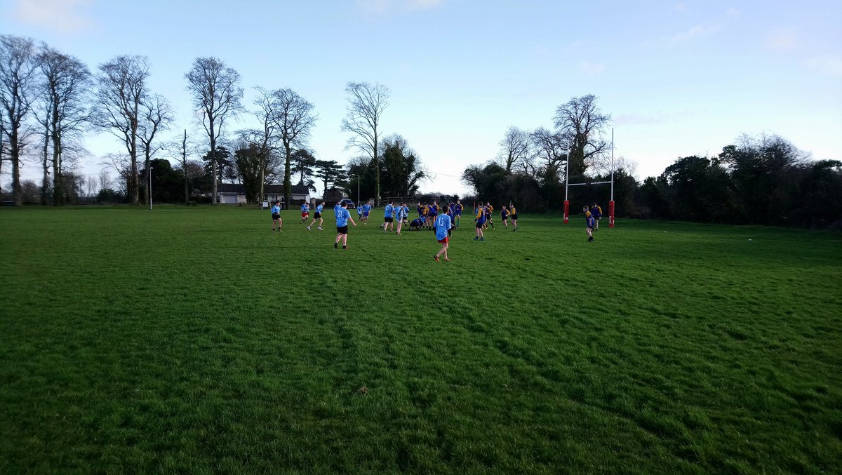 Andrewnaylor12's tweet photo. U15's County cup Blitz well underway on cold windy day. Great turn out of numbers by all 4 schools. St Mary's Drogheda, St Mary's Dundalk, Ardee Community School &amp; Drogheda Grammar School
#LeinsterBranch
#FromTheGroundUp https://t.co/G51rSyBywg