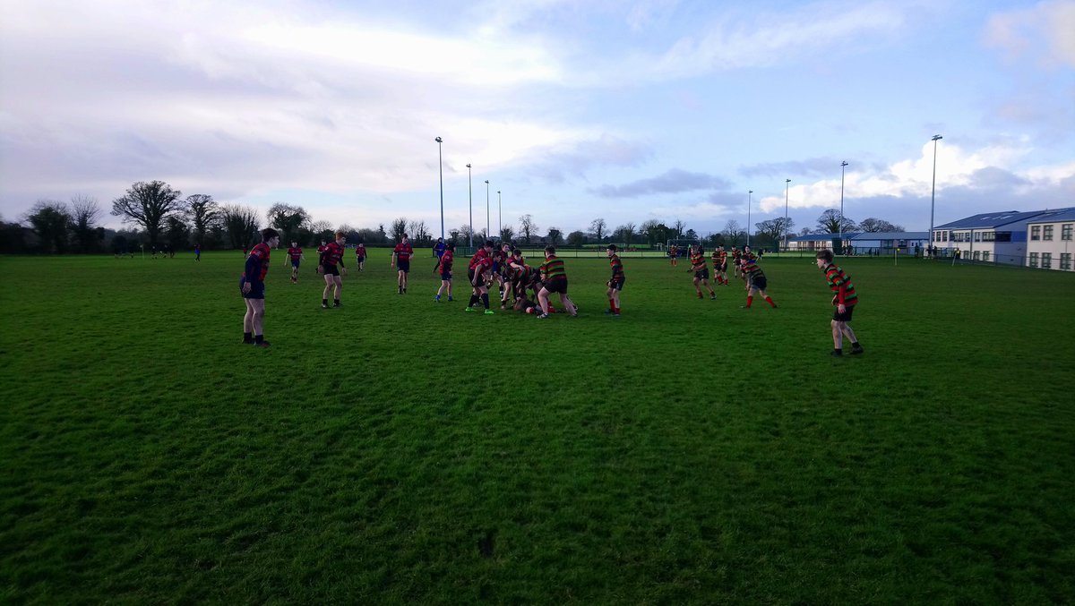 Andrewnaylor12's tweet photo. U15's County cup Blitz well underway on cold windy day. Great turn out of numbers by all 4 schools. St Mary's Drogheda, St Mary's Dundalk, Ardee Community School &amp; Drogheda Grammar School
#LeinsterBranch
#FromTheGroundUp https://t.co/G51rSyBywg
