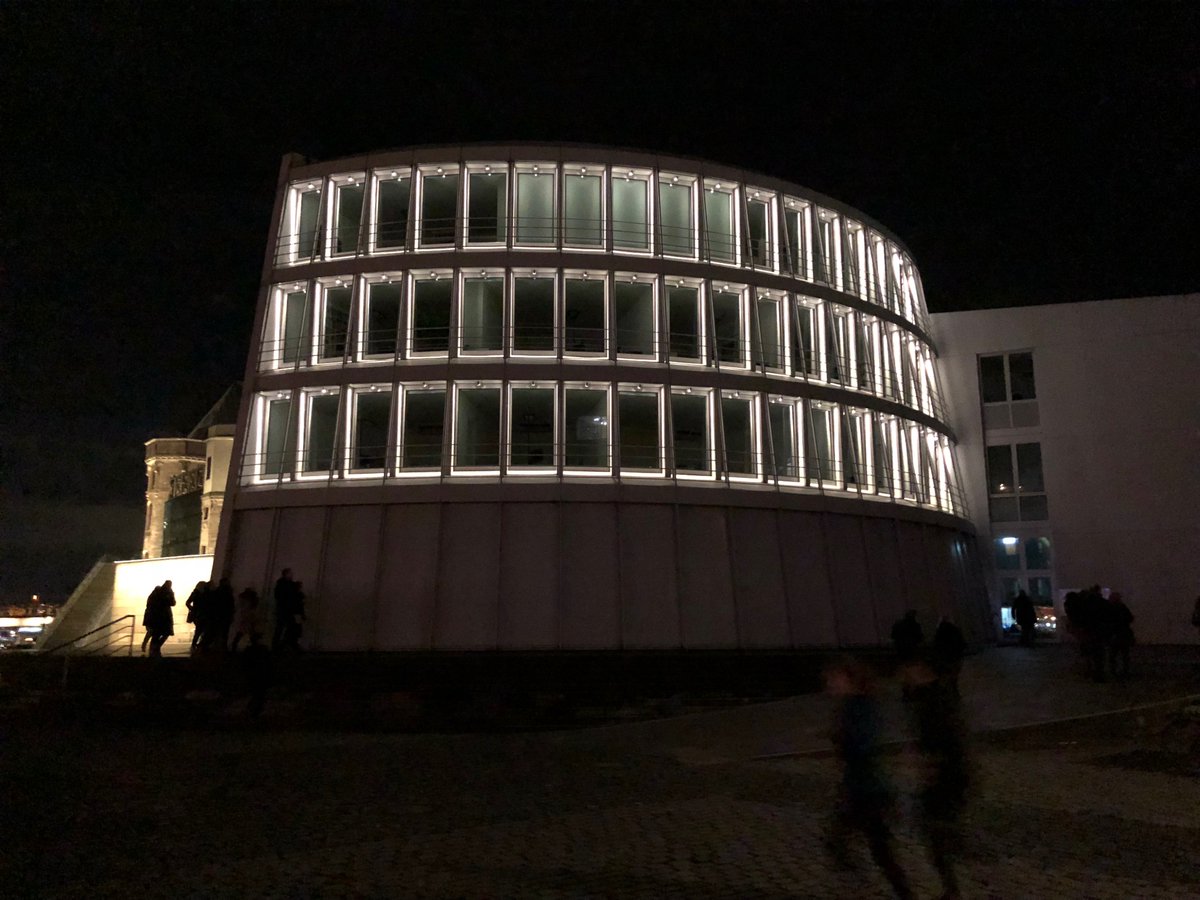 iGuzzini's tweet photo. In preparation for The #Cologne #SchokoladenMuseum's 25th anniversary in June 2018, the museum inaugurated its brand new indoor (#Laser, #iN60, #iPro) + outdoor #lighting (#LightUpEarth, #iProMini, #MaxiWoody, #Trick, #LinealuceMini). Great project w/ #aglicht! https://t.co/MvfhOacVmO