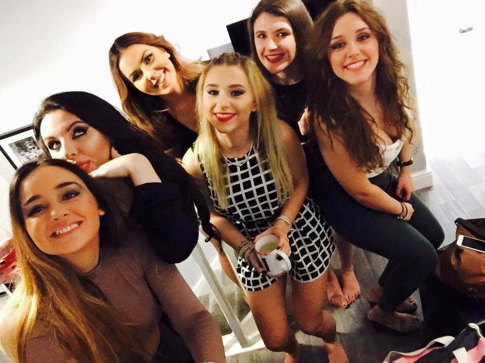 elsa_maughan's tweet photo. @chloe_jephson Happy birthday Chlo J hope u have a fab day can’t wait to party on fridayyy🎈🎈🎈hope you enjoy the throwback to when you basically necked me in zante:) lots of love xoxo https://t.co/JWFdJKkwe3