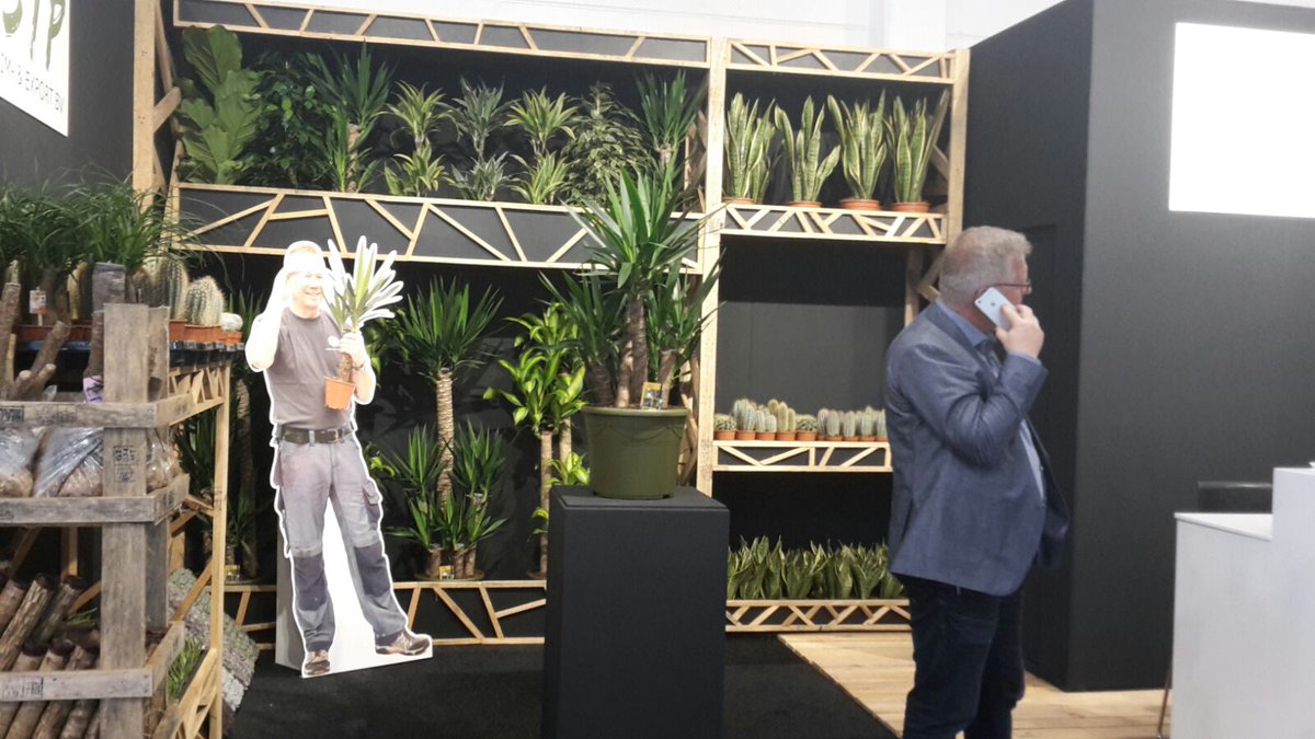 De IPM Essen is in volle gang! The World's leading Trade Fair for Horticulture met zo'n 57.000 bezoekers, 1577 standhouders, 45 nationaliteiten. Wij zien u graag in Hal 1, Stand 1B35. #HalinaenMartookmee!