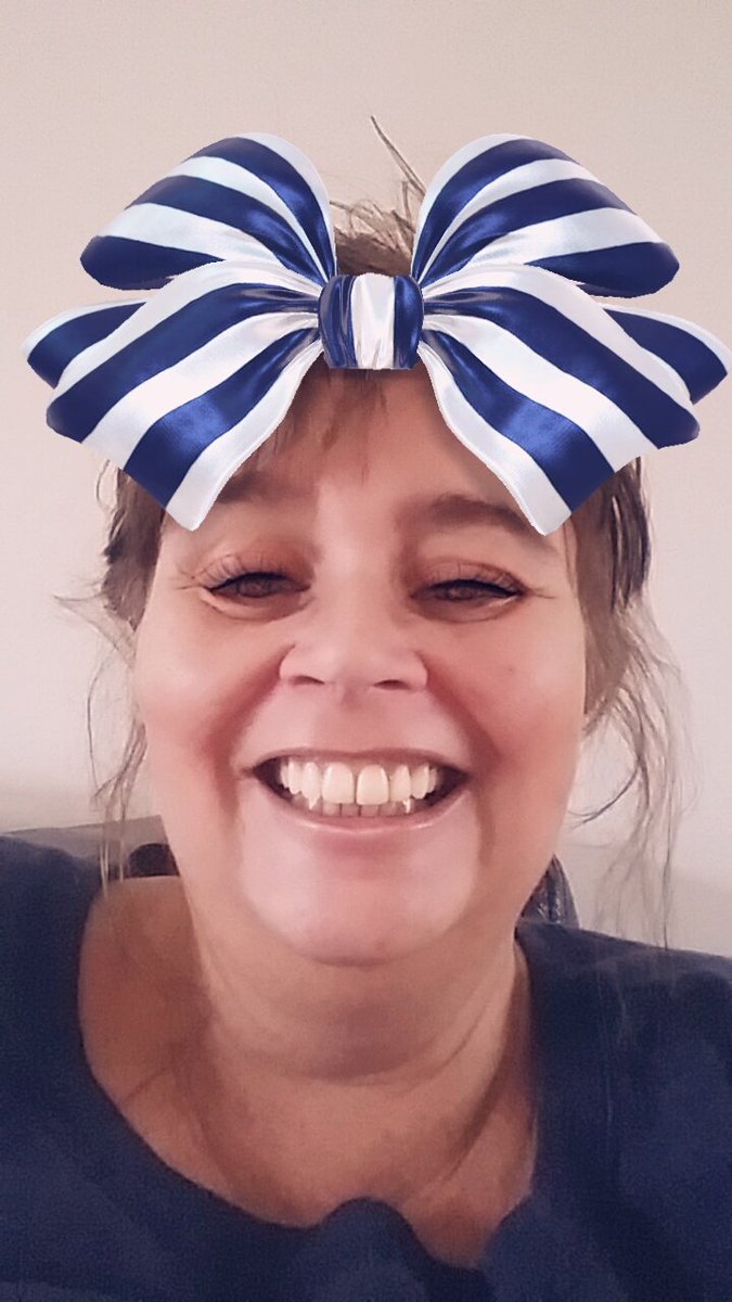 SandraLente's tweet photo. Om jullie een beetje te sparen zal ik ze in één draadje zetten zodat je het met 1 klikje kunt negeren.
Maar OMG wat moest ik lachen om déze! Die moet eigenlijk ook nog een keer met vergiet. #snapchatnewbie #snapchatdummie https://t.co/PPlF3a7i9G