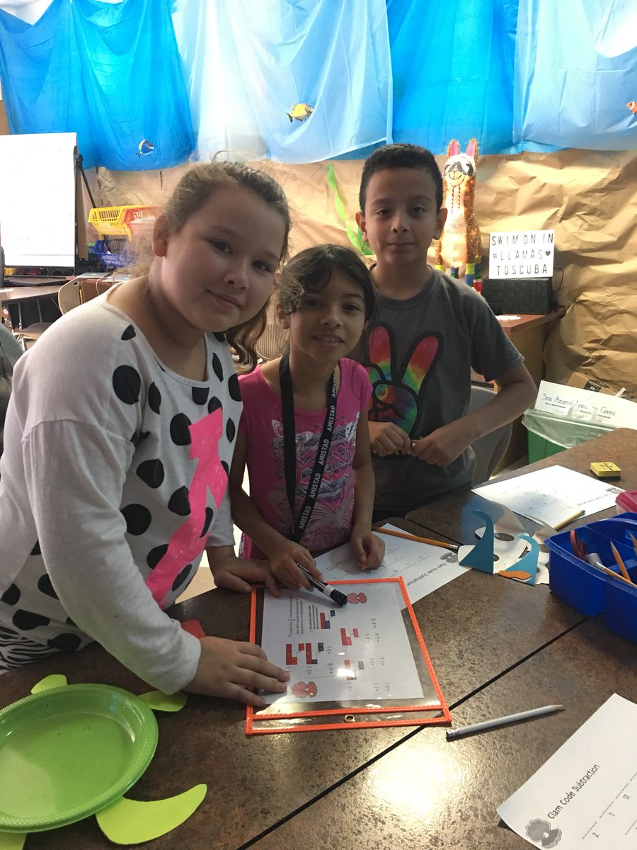 tuckertotsin106's tweet photo. Day 2 - Clam Code Fraction Subtraction π¦ #llamasdoingwork #henriehawks https://t.co/5wmMhuOBEL