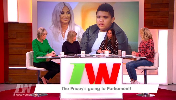 Loose Women tweet media
