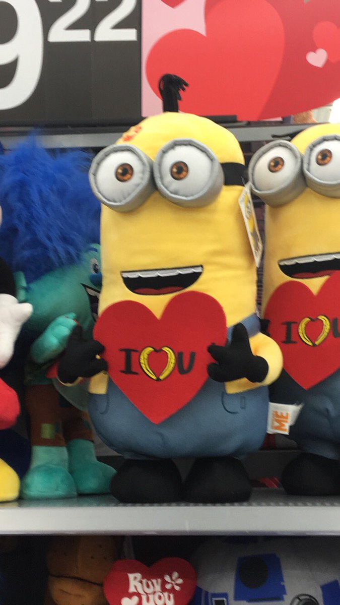 Iavenderblues's tweet photo. saw these at the store and just wanted to wish everyone a happy early Valentine's Day https://t.co/4Hd4kkG0fe