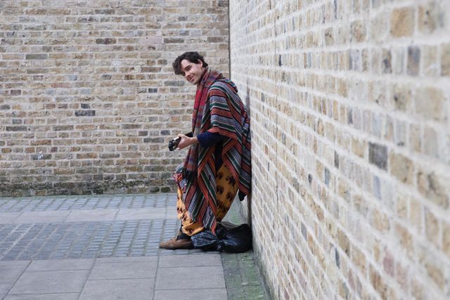 BlueFinBuilding's tweet photo. Wander the Southbank this lunchtime and see what interesting stuff you can find. #Streetperformers #Musicians #Bookstalls #Buskers #Mimeartists - all part of the thriving community that makes up the #Southbank. #Bestplacetowork #Thames #CulturalLondon #Bankside https://t.co/IJ5lHCRAKr