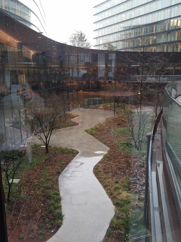 jmccallum52's tweet photo. One of the outdoor courts at the Erste Group Office complex built to #passive house#sustainable#design#mccallumsather in Vienna. https://t.co/F01hNx9vXj