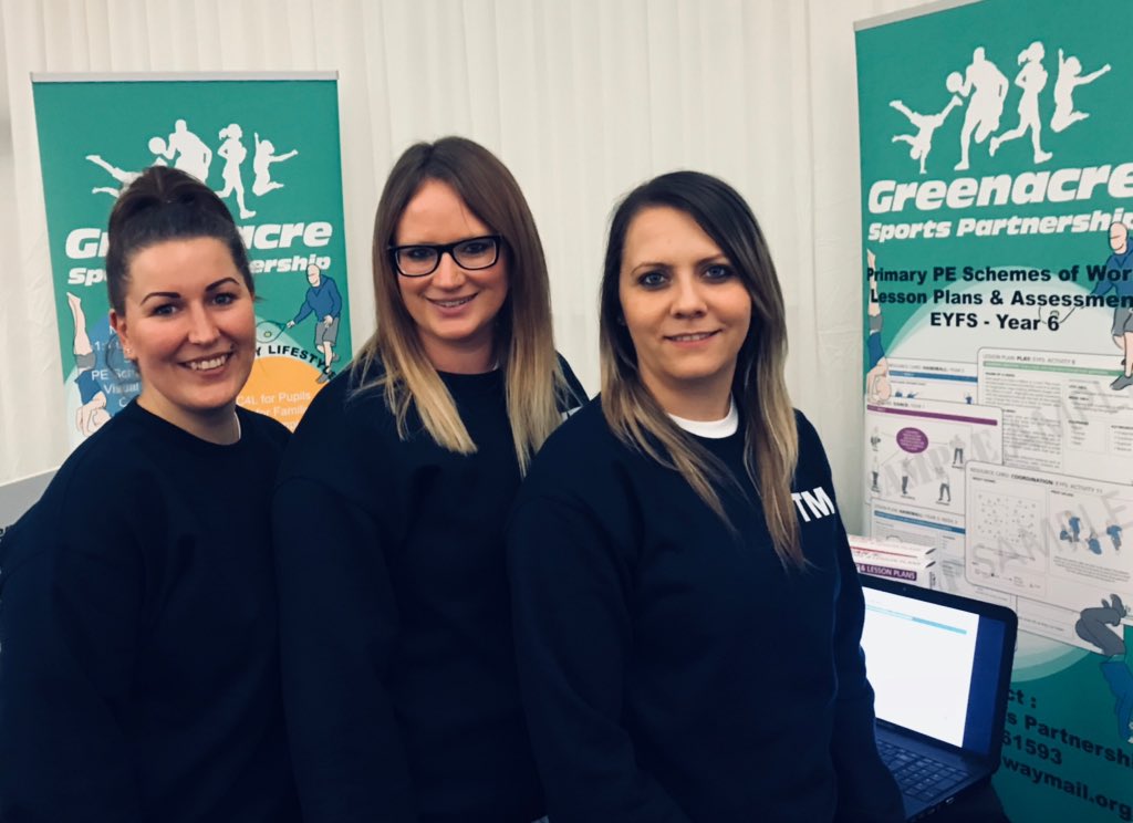 gsp_greenacre's tweet photo. Staff from the Greenacre Academy Trust having an informative day @KentSport1 Primary PE Conference @WWoodAcademy @HilltopMedway @GreenacreAcad #KentPE18 #inspiration #PE #Sport #physicalactivity 😄🏀🏈⚽️🏐 https://t.co/W9fgM5HyHy