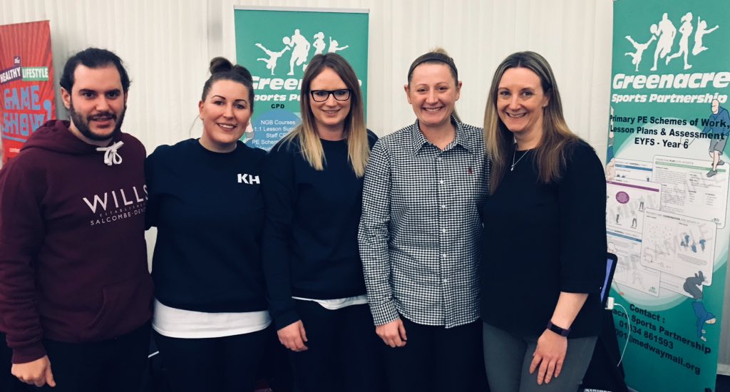 gsp_greenacre's tweet photo. Staff from the Greenacre Academy Trust having an informative day @KentSport1 Primary PE Conference @WWoodAcademy @HilltopMedway @GreenacreAcad #KentPE18 #inspiration #PE #Sport #physicalactivity 😄🏀🏈⚽️🏐 https://t.co/W9fgM5HyHy