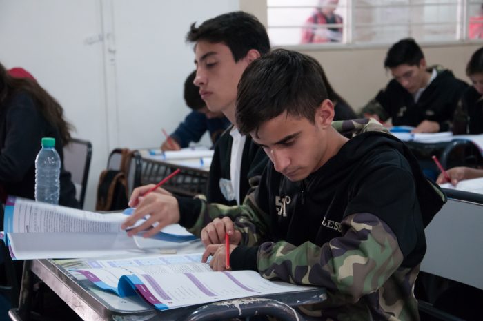 La DGE recuerda que en febrero, comienzan distintas instancias de actividades educativas dirigidas a los alumnos de todas las escuelas mendocinas y que son de suma importancia para la continuidad de las trayectorias escolares en todos los niveles.
<a href="/MzaDGE/">DGE Mendoza</a> 
prensa.mendoza.gov.ar/durante-febrer…