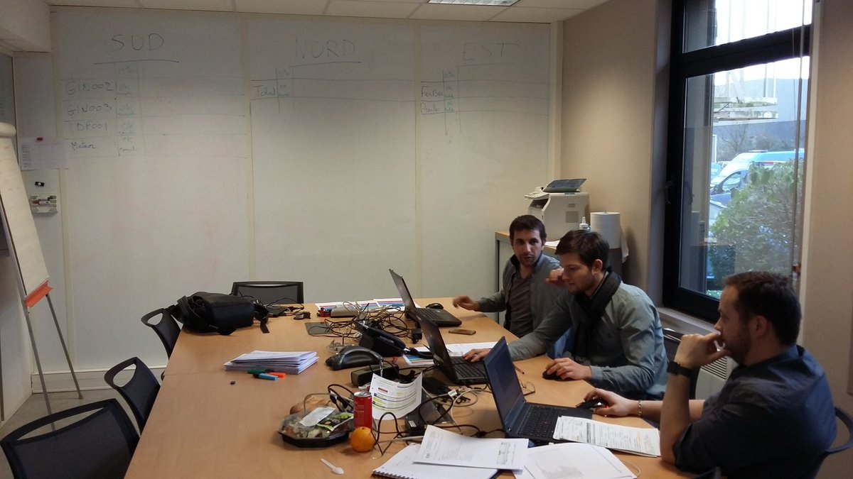 Le BEX 1C Sud en pleine préparation de la #crue!!! #GRDFIDF #onestla.