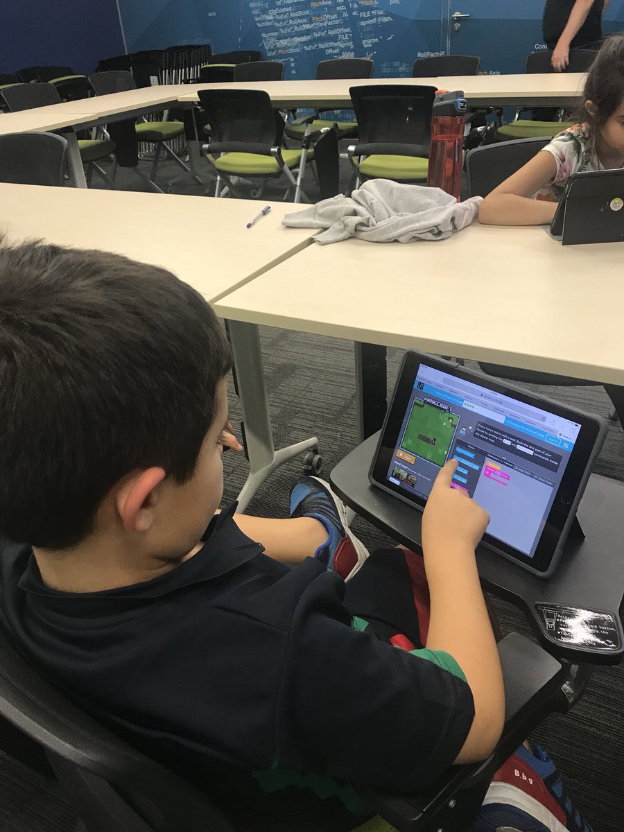 be_arbelaez's tweet photo. Happening now!! @CoderdojoDXB session 2!!! Some of the youngest coders yet!! With @thedamo https://t.co/KadhtqU6El